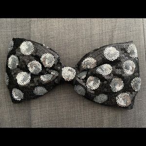 Disney interchangeable clip on sequin Minnie Ears